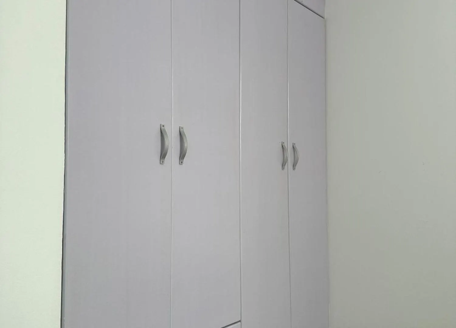 קמפאלה Modern Cozy 2Br Apt Bukoto 0*,